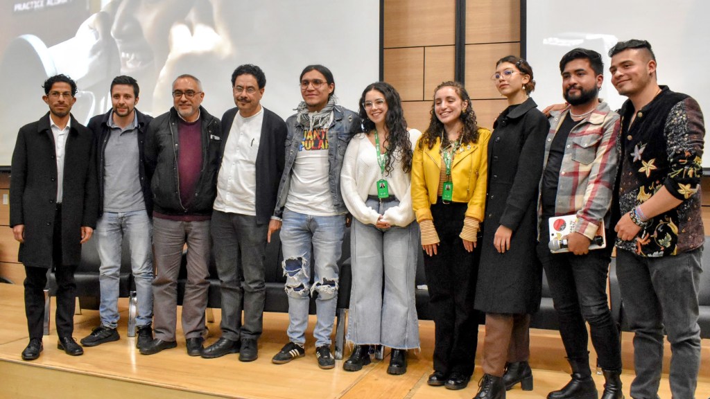 Jóvenes se unen ‘En Línea con la Paz’ para promover la dignidad en&nbsp;Colombia